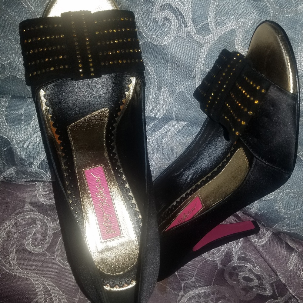 Betsey Johnson Heels 6